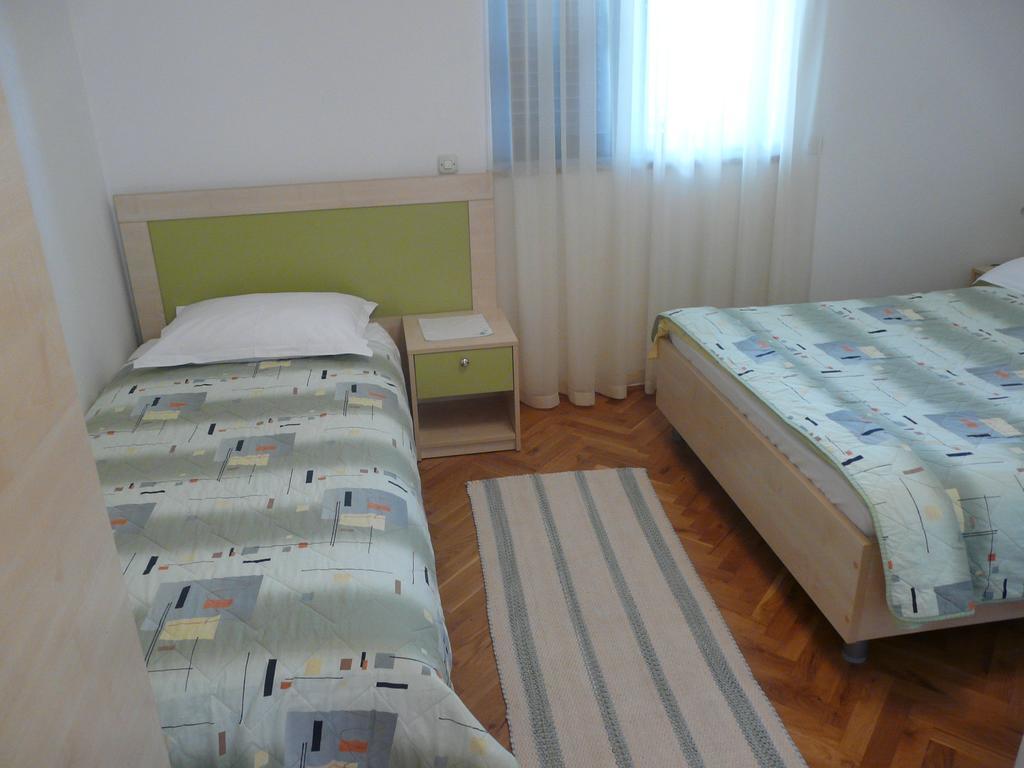 Apartments Mirela ポレッチ エクステリア 写真