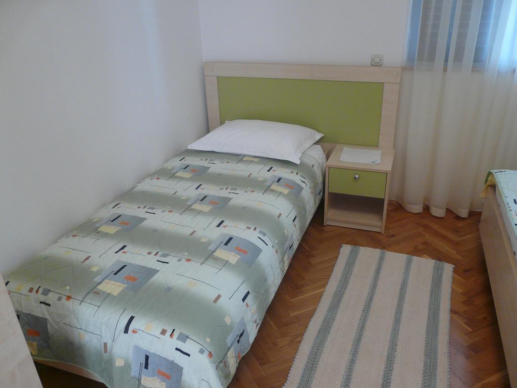 Apartments Mirela ポレッチ エクステリア 写真
