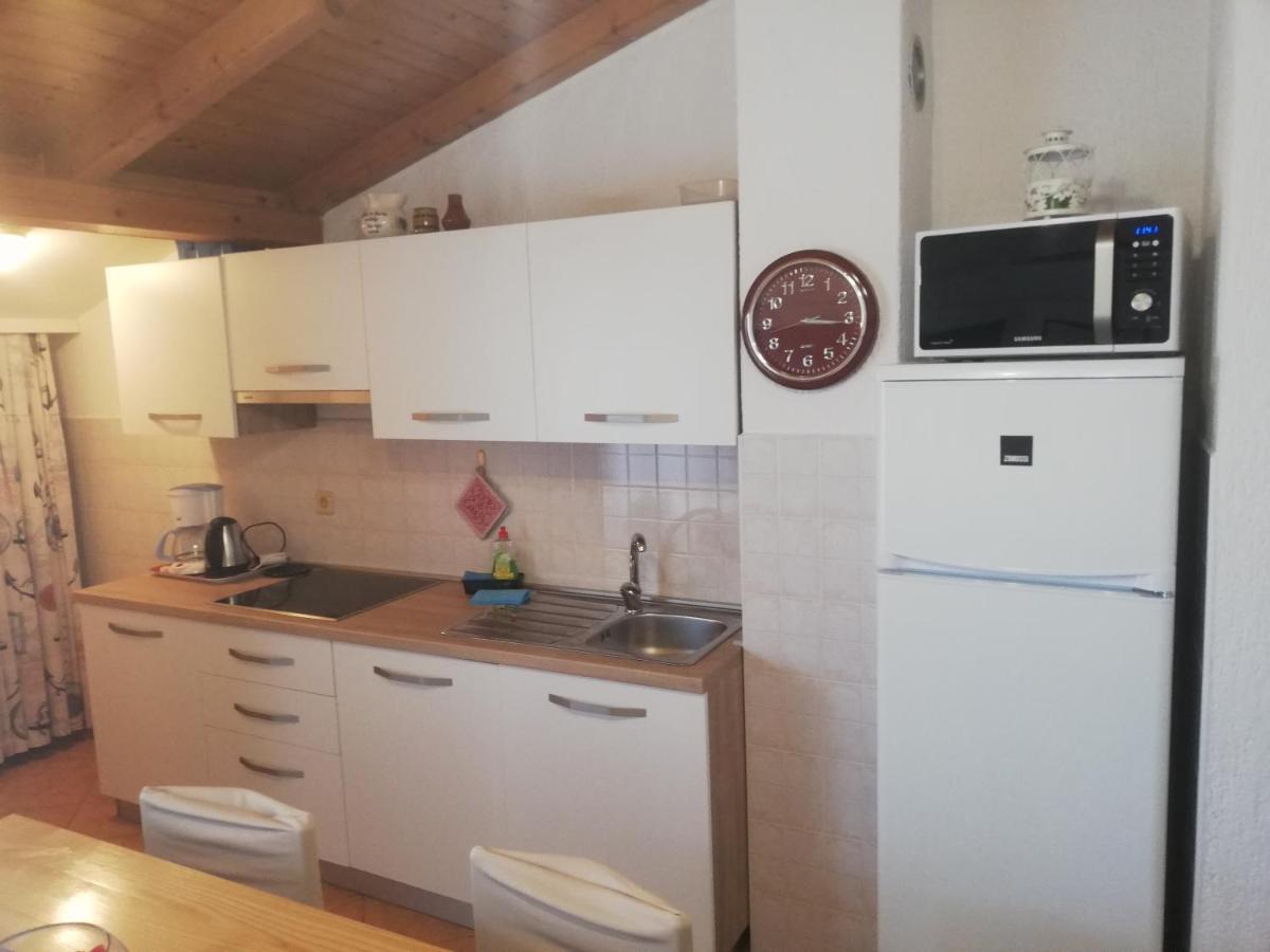 Apartments Mirela ポレッチ エクステリア 写真